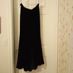 Black velvet maxi skirt, Kay unger, size 14
